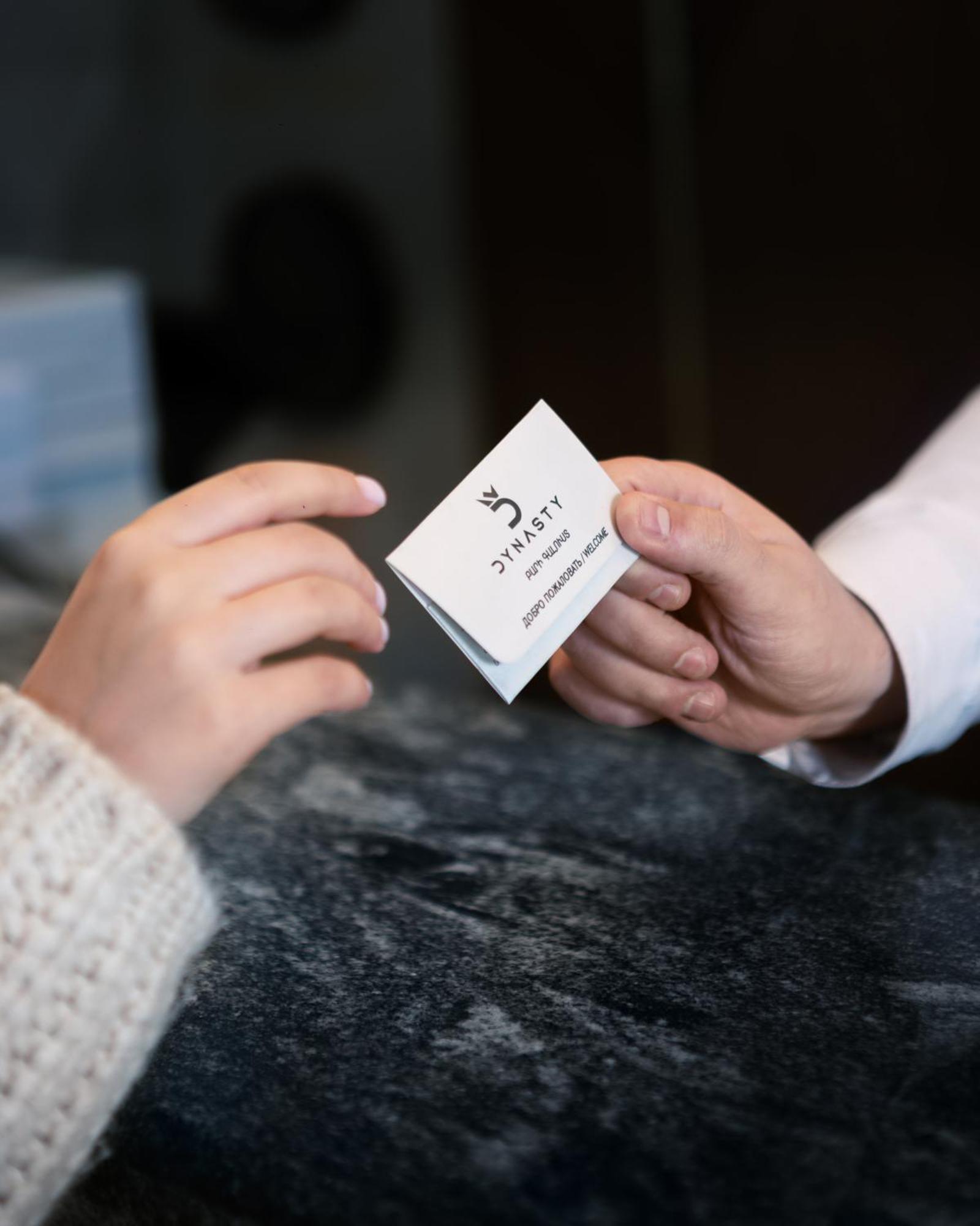 Dynasty Hotel & Spa エレバン エクステリア 写真